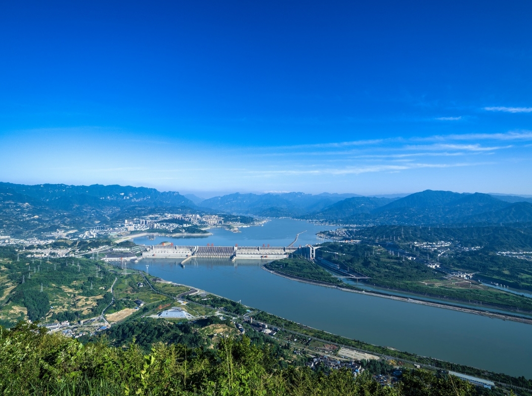 Three Gorges reservoir ramps up its average daily outflow to 10,000 m³/s