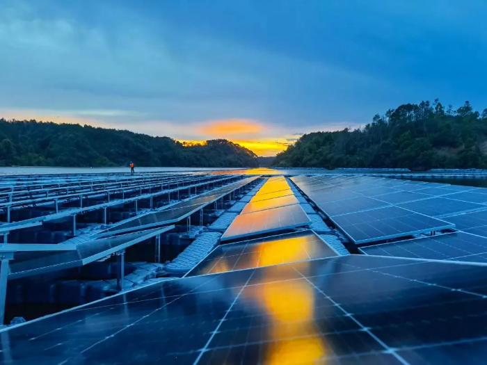 mmexport1624590748070 mmexport1624590748070