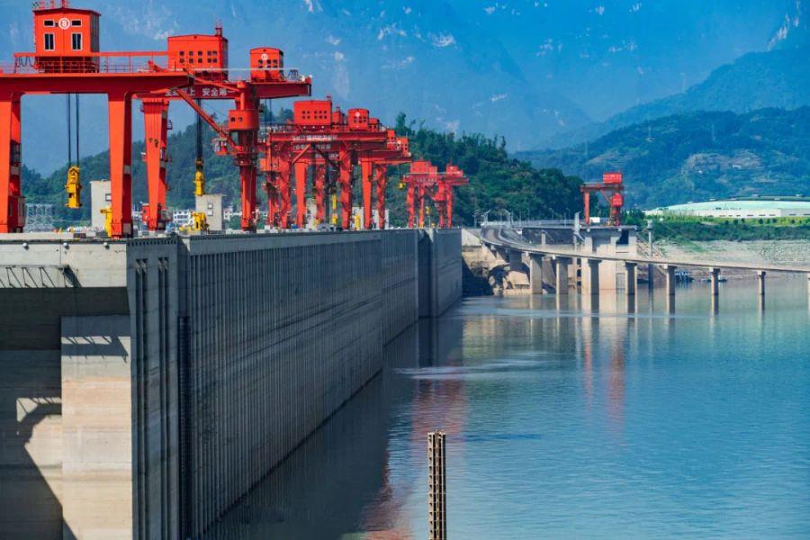 11178215648557181880