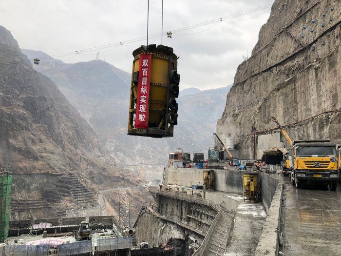 大坝双百目标实现_李时宇 (1) 大坝双百目标实现_李时宇 (1)