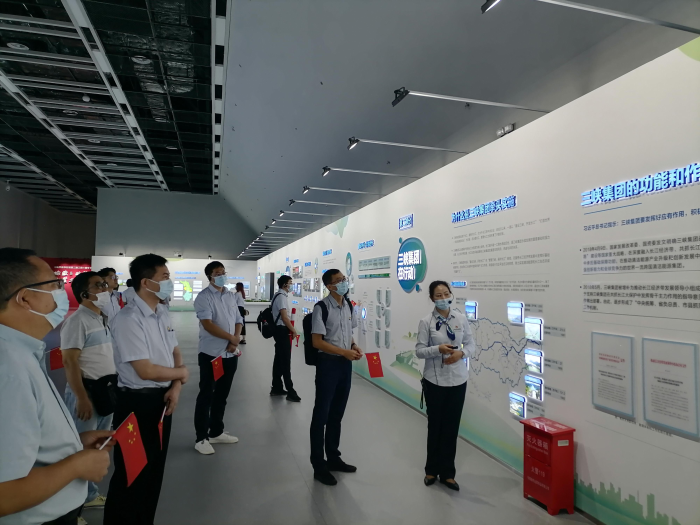 图片2 图片2